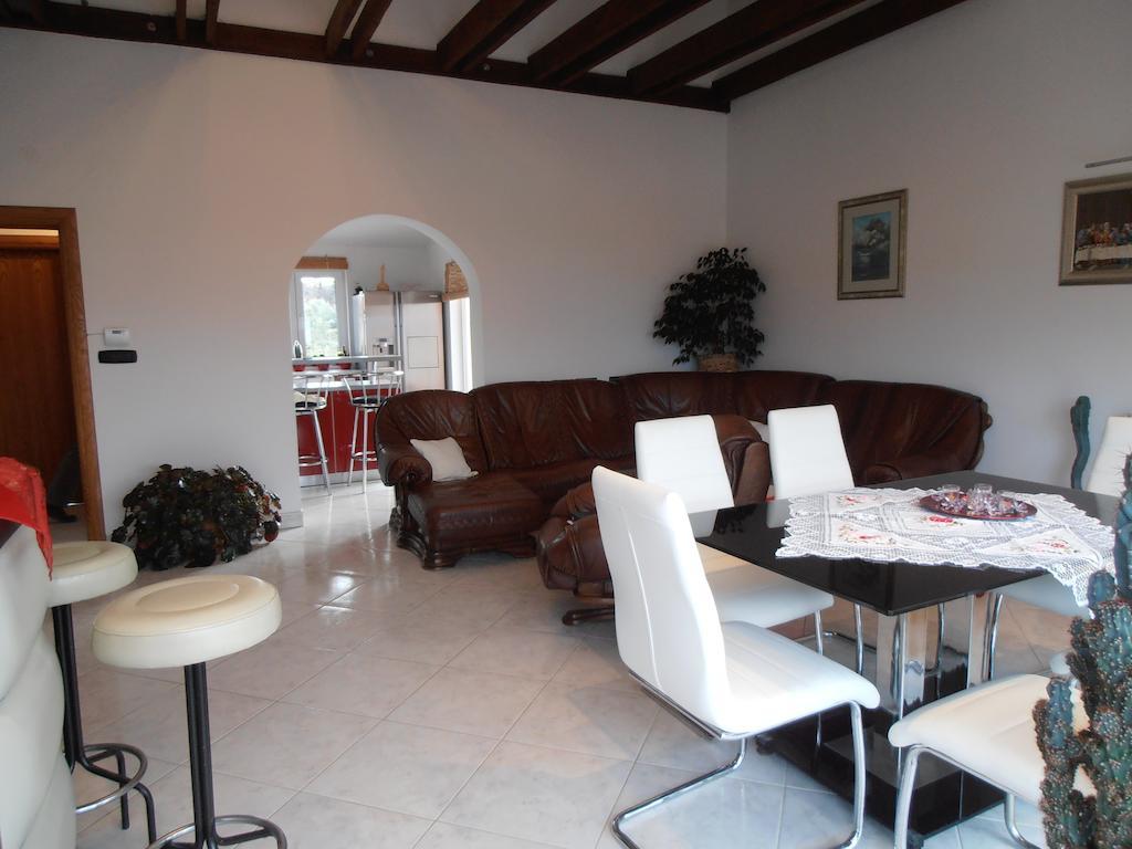 Villa Dijana Malinska Zimmer foto